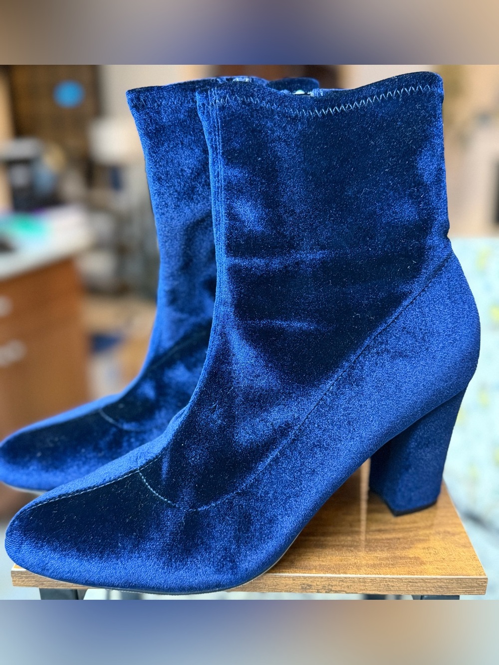 Madden Girl Fantaysa Blue Velvet Pointed Toe Ankle Boots Size 10